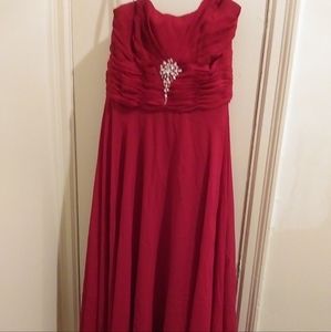 Women's Caterina Red bridesmaid dress size 16